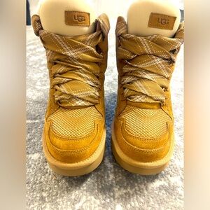 Women’s Ugg Highmel!